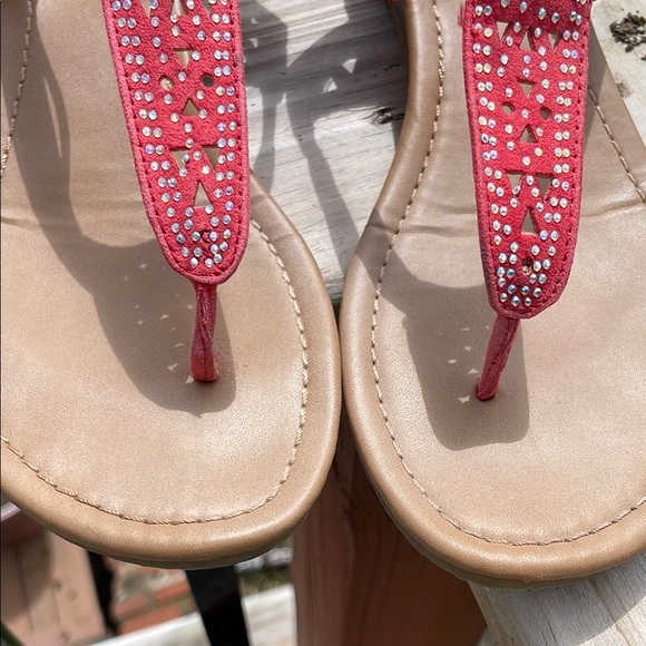 Daisy Fuentes Pink and Tan Sandals with Beaded T-Strap - Picture 3 of 12